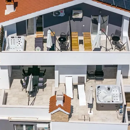 Holiday Home Vodice Ostanak kod kuće